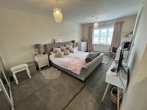 Photo 17- click for photo gallery